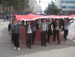 Turizm Haftası Kutlamaları Kortej Yürüyüşüyle Başladı