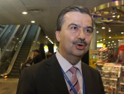 RUSYA'YA VİZESİZ İLK KAPTAN VE EKİBİ GİRDİ