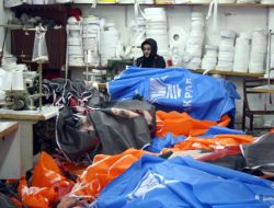 Seçim Yarışı Bayrakçılara Yaradı