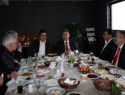 Öztürk: Hayatın İçindeyim, Kimseye Kırgın Ve Kızgın Değilim