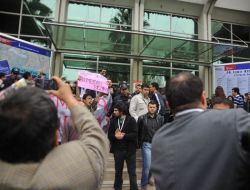 Tkp, Tgb Ve Dev-lis'li Grup, Bakan Günay'ın Ziyaretini Provoke Etmek İstedi