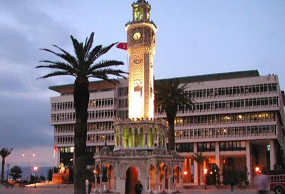 İZMİR'DE CHP-AKP KAPIŞMASI OLACAK MI?