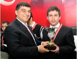 Geleneksel Satranç Turnuvası Ödülleri Sahiplerini Buldu