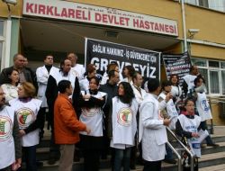 Sağlık Çalışanlarının Grevine Belediye Çalışanları Ve Öğretmenler Katıldı