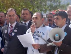 Muğla'da Bir Grup Sağlık Çalışanı İş Bıraktı