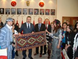 Hakkarili Üniversite Öğrencileri İzmir'e Geldi