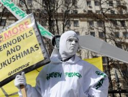 Greenpeace'den Moskova'da Nükleer Karşıtı Eylem