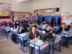 Yerköy’de Ödüllü Seviye Tespit Sınavları Başladı