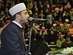 Balıkesir'deki Kutlu Doğum Programı 5 Bin Kişiyi Biraraya Getirdi