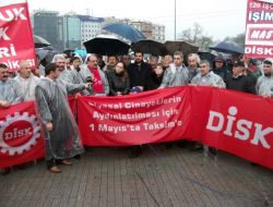 Disk Üyeleri 1 Mayıs İçin Taksim’e Yürüdü