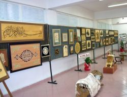 Nakkaş Ve Ahşap Oyma Ustası İmam İlk Sergisini Açtı