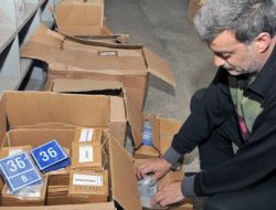 Bina Kapı Numara Levhalarının Köy Muhtarlarına Dağıtımı Başladı