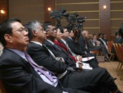 Küçük: Uluslararası Toplantılar, İzolasyonların Kaldırılmasına Katkı Sağlıyor