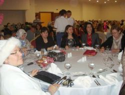 Gönkad'lı Bayanlar İhtiyaç Sahibi Öğrencilere Kermes Düzenledi