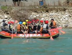 Kurallara Uymayan İranlı Turistler, Beşkonak'ta Rafting Yapamayacak
