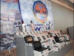 Antalya’da 394 Adet Kaçak Cep Telefonu Yakalandı