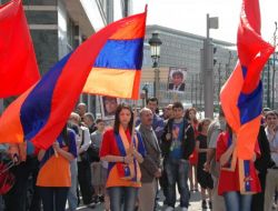 Ermeniler Brüksel’de Yürüdü