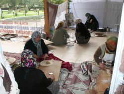 Öğrenciler Yararına Kermes Düzenlendi