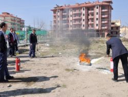 Havalimanı Taksicilerine Yangın Eğitimi