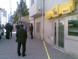 Küçükçekmece'de Silahlı Ptt Soygunu