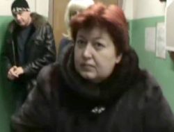 Moskova Metrosu İstasyon Müdürü Haraç Alırken Kameralara Yakalandı