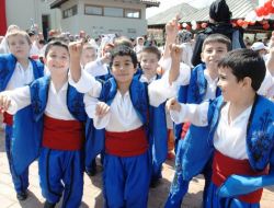 23 Nisan Coşkusunu Hayvanat Bahçesinde Yaşadılar