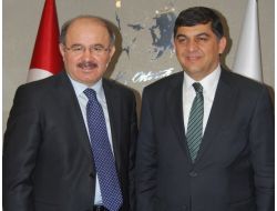 Çelik: Ertuğrul Özkök Ve Bazı Gazeteciler Cuntacıların Gözdesiydi