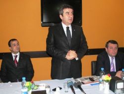 Artvin Valisi Yemlihalıoğlu'ndan Basına Teşekkür Yemeği