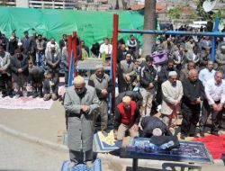 Kürtçe Vaaz Eşliğinde Cuma Namazı