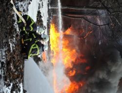 Nato'ya Ait Petrol Boru Hattında Patlama