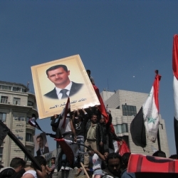 Humus bombalanıyor..