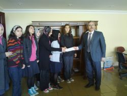 Güventaşlı Öğrenciler, Harçlıklarını Yardıma Muhtaç Ailelere Gönderdi