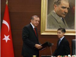 Başbakan Erdoğan Çocukları Kabul Etti