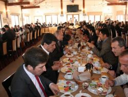 Arınç Partisinin Bursa Teşkilatıyla Buluştu