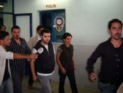 IMF Başkanı Kahn'a Ayakkabı Fırlatan Gazeteci Özbek: Antrenmansızdım!