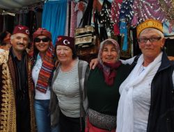 Fes Ve Bindallı, Turistlerin En Çok Aldığı Otantik Giysi