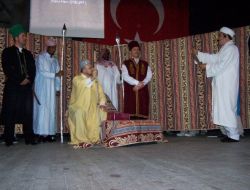 İmamlardan ‘kutlu Doğum’ Performansı