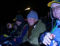 Şafak Ayinini Beklediler..