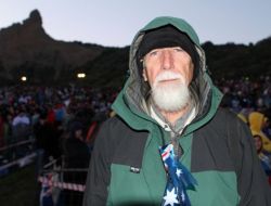 Anzak Torunları Atalarını Gözyaşları İçinde Andı