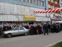Zonguldak'ta Yardımsever Hanımlardan Kermes