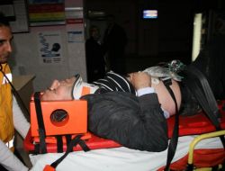 Takla Atan Otomobildeki 4 Kişi Yaralandı