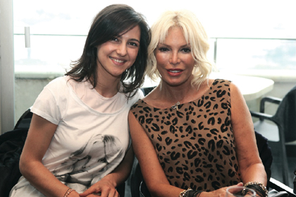 Süperstarlıktan sıkıldı artık 'hazır' giydirecek!!