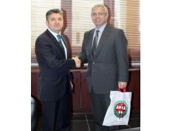 Baro Başkanı Erbek, Başsavcı Bağrıyanık'ı Ziyaret Etti