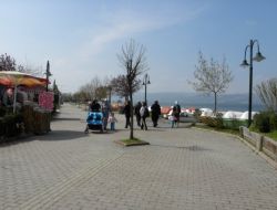 Sapanca Gölü'nde Sular Çekildi, Sahilde Hayat Normale Döndü