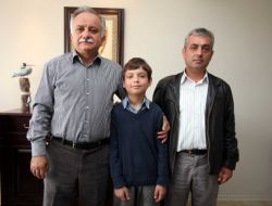 Küçük Başkanın Babası Belediyede İşe Başladı