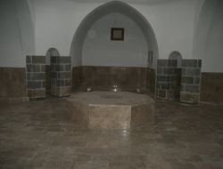 Depo Olarak Kullanılan Tarihi Hamam Restorasyonla Turizme Kazandırıldı