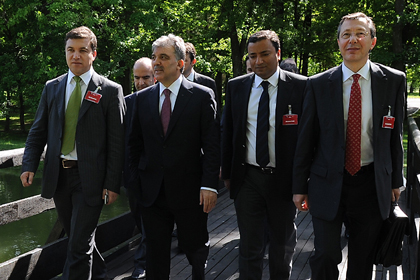 Gül: "Bu gidiş tehlikeli!"