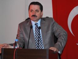 Bakan Çelik'ten Kılıçdaroğlu'na Miting Dersi