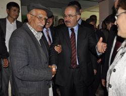 Bakan Çelik İslahiye'de Sorunları Dinledi