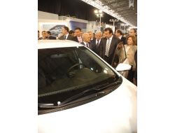 Vali Atış, Fuarda Beğendiği Otomobili Sipariş Etti